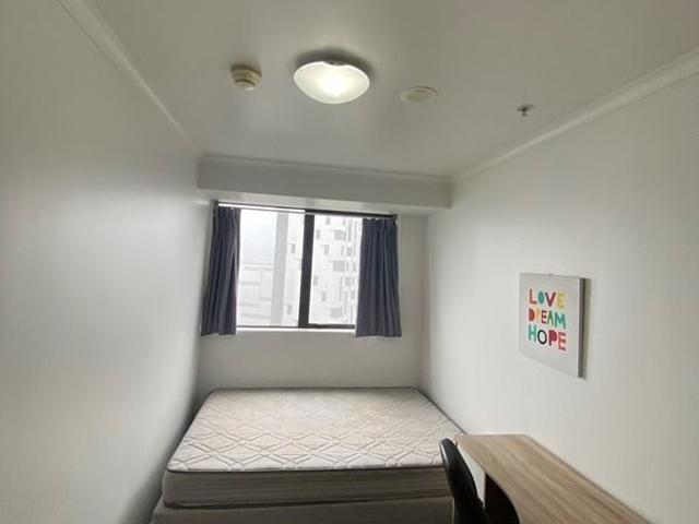 City Centre 3 Bedrooms Secure Building! Water Included!