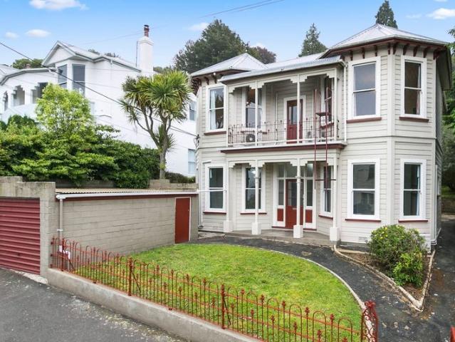 city centre, 3 bedrooms