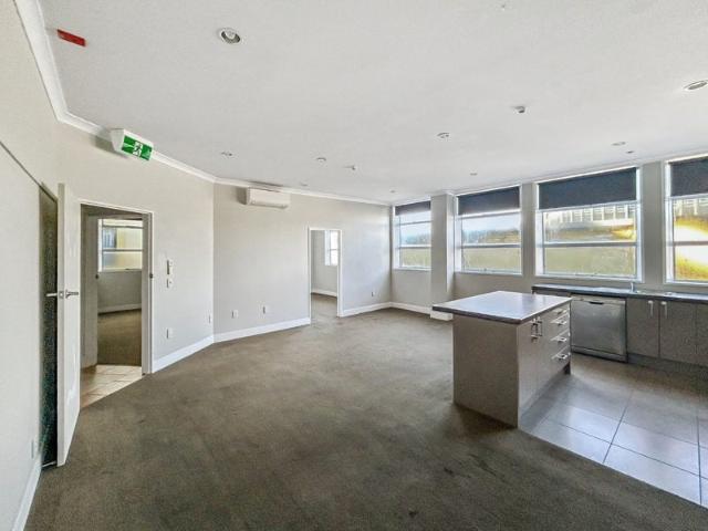 City Centre, 3 bedrooms