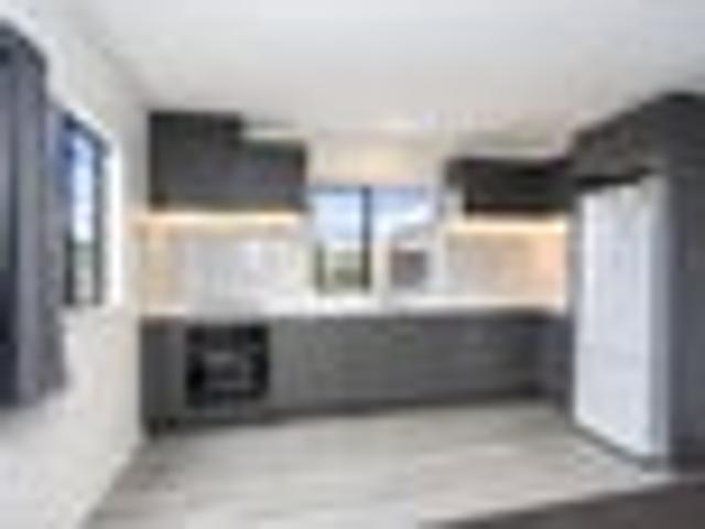 City Centre, 3 bedrooms, $500 pw