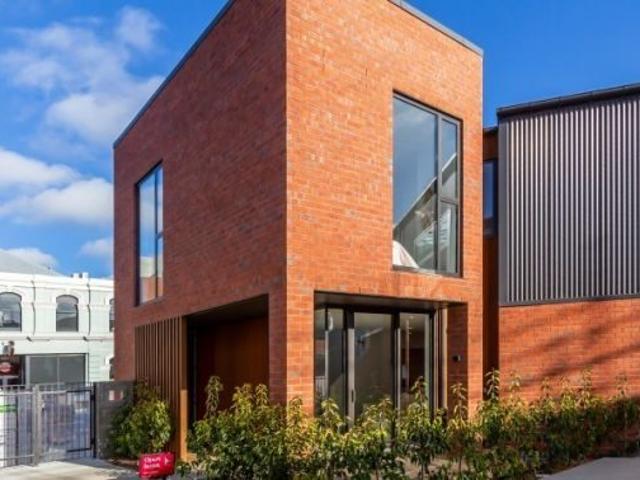 city centre, 3 bedrooms