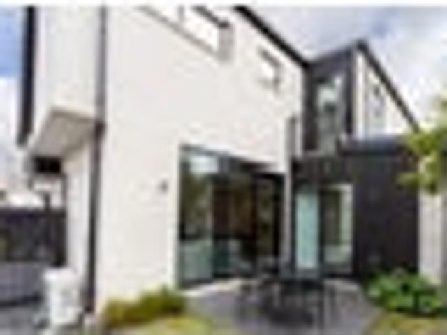 City Centre, 3 bedrooms, $750 pw