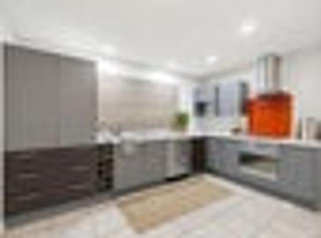 City Convenience in Central Waltham