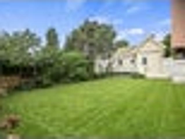City fringe residential with potential