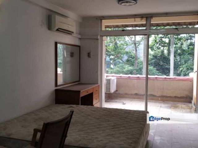 City Gardens Condominium