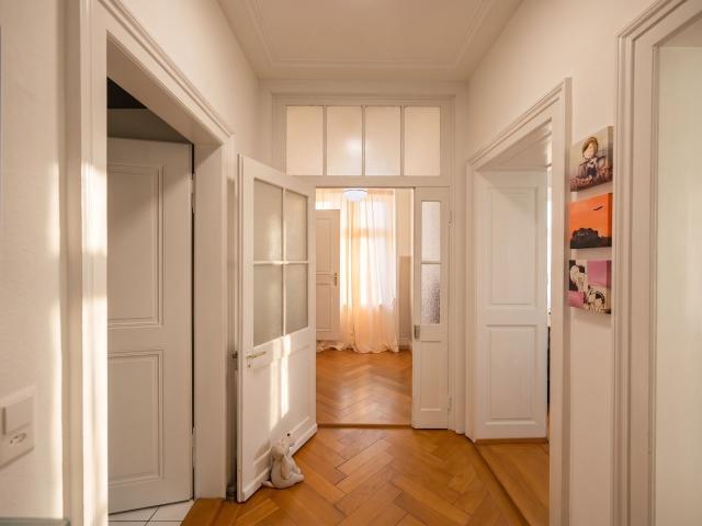 City house with 9 rooms on sale in Basel 490 m² | dreamo. Ch
