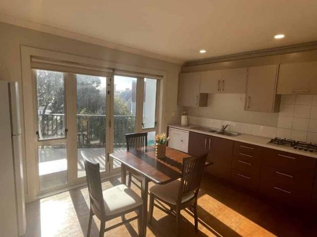 City Living with Space to Spare – 4 Levels, Sun, Garaging & Whiteware Included