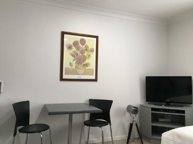 City Studio Apartment NR. Viaduct