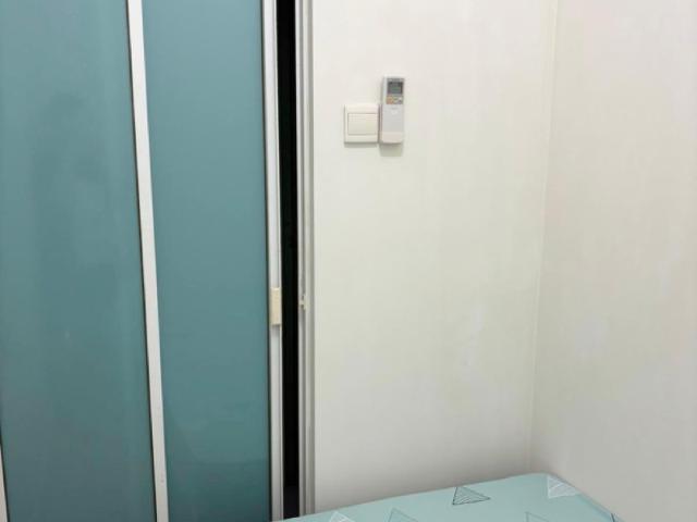 City Square Residences Condominium Room Rental, $1,000, 1 Bed 1 Bath 50 sqft $20.00 psf
