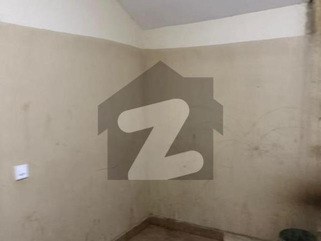 City tower 2 bed dd flat for rent city tower and shopping mall