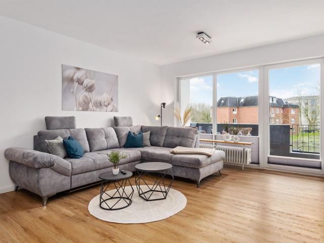 CityFlat Flensburg Comfortable apartment with 2 rooms, Flensburg Amsterdam Apartments for Rent