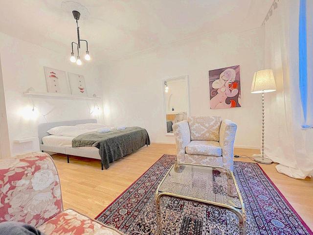 TOP ANGEBOT! 4 Zimmer in TOP LAGE Nähe Stadtpark, Stubentor in 1010 Wien zu Kaufen!