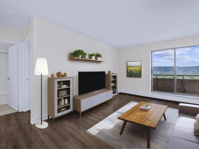 Citadel Manor 1 Bedroom Apartment for Rent at 201 Jackson St W, Hamilton, ON L8P 1M2 Durand