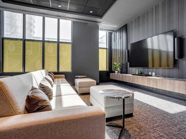 Citizen on Jasper 1 Bedroom Apartment for Rent at 10110 120 St Nw, Edmonton, AB T5K 0M5 Oliver