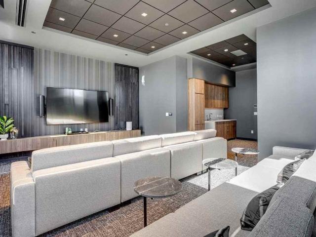 Citizen on Jasper 1 Bedroom Apartment for Rent at 10110 120 St Nw, Edmonton, AB T5K 0M5 Oliver