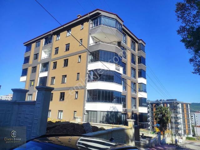 Civandan Tepecikte Araştırmaya Yakın Havuzlu Sitede Sıfır 3+1