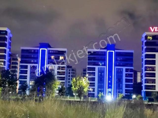 Civan'dan Vegabahçede Ultra Lüks Kiralık 4+1 Daire