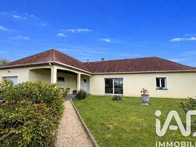 Civray 18290 Achat / Vente maison 5 pièces t5