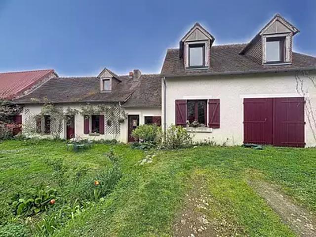 Civray 18290 Achat / Vente maison 7 pièces t7 terrasse parking