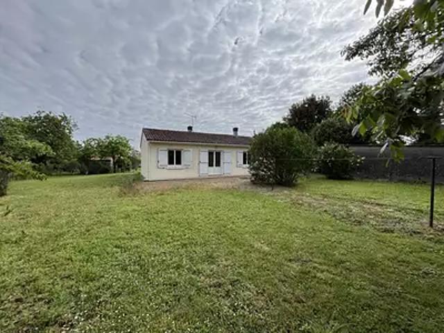 Civray 86400 Achat / Vente maison 3 pièces t3 parking