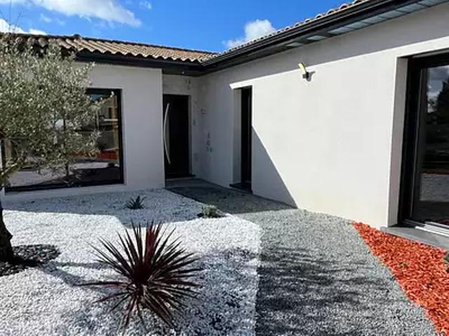 Civray 86400 Achat / Vente maison 5 pièces t5 jardin