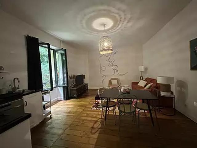 Civray 86400 Location appartement 2 pièces t2 au dernier étage