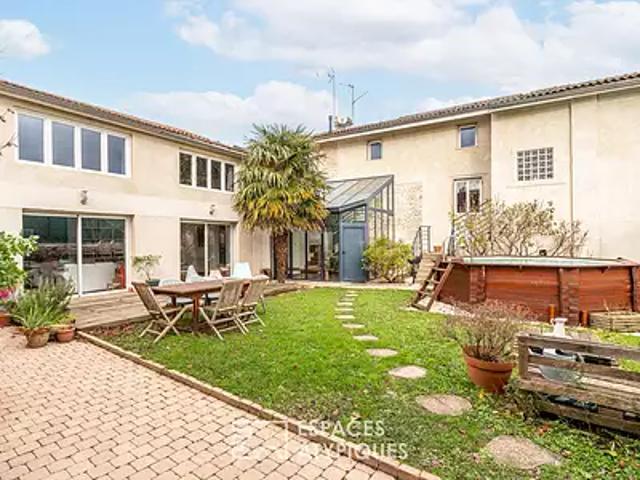 Civrieux d'Azergues 69380 Achat / Vente maison 6 pièces t6 au dernier étage cave