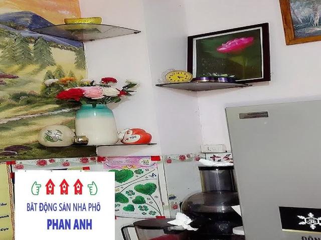 Có 6 tỷ, mua đâu để vừa giữ tiền vừa có thu nhập hàng tháng? Gần Metro Hẻm xe hơi 78 m² đất