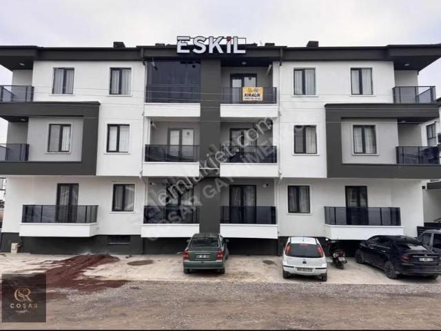 coşar Gayrimenkul inci Market Karşısı Ultra Lüks Kiralık 1+1