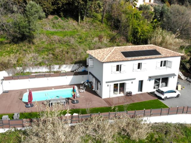 CO EXCLUSIVITE VILLA 5 PIECES RECENTE