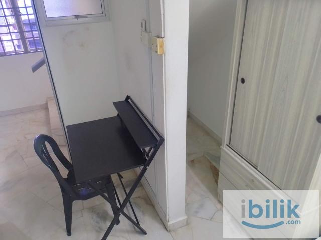 Co Living Landed House Single Room at Putra Heights c/w Aircond