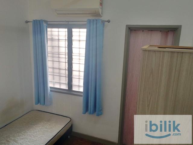 Co Living Landed House Single Room at Putra Heights c/w Attached Bathroom and Aircond