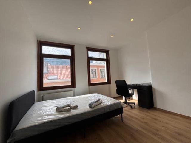 Co living Rue Traversière private bathroom