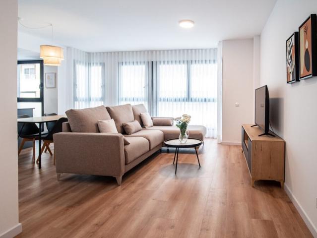 COM02 – Amplio y moderno apartamento en Patraix