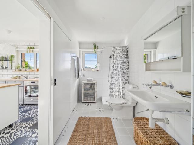 Come and discover this haven of peace for this beautiful detached hous | dreamo. Ch