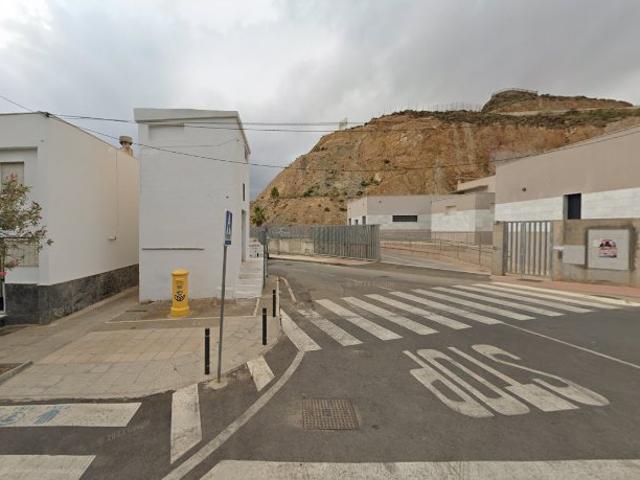 Comercial en venta en MACAEL Avda ronda