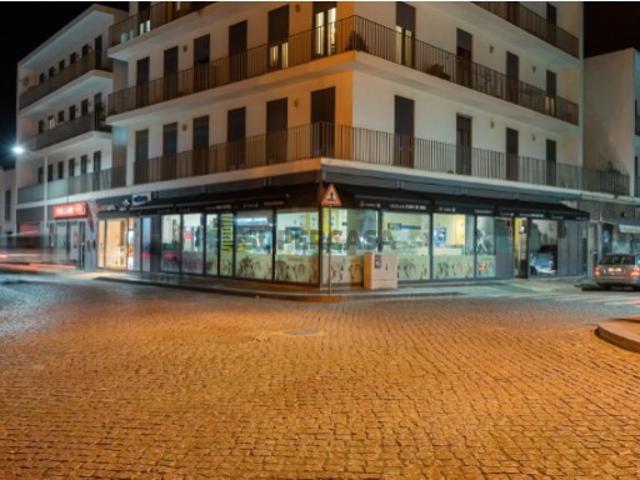 Comércio 188 m2, Grandola
