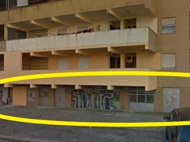 Comércio diverso em Setúbal São Sebastião de 169,00 m²