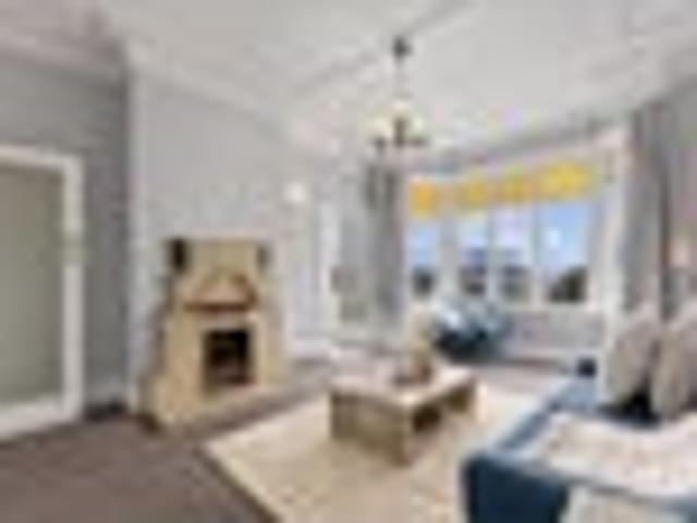 Comfort & charm & community