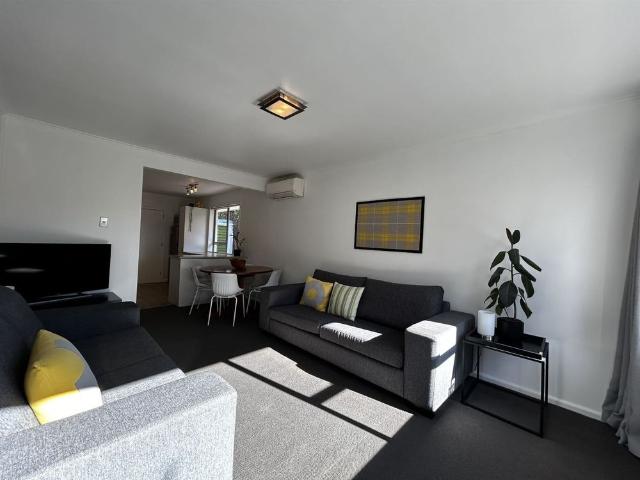 Comfort, Convenience & Charm!