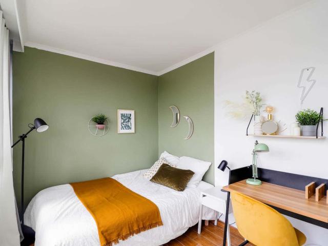 Comfortable 9.50 m² bedroom in coliving for rent in Paris PA64