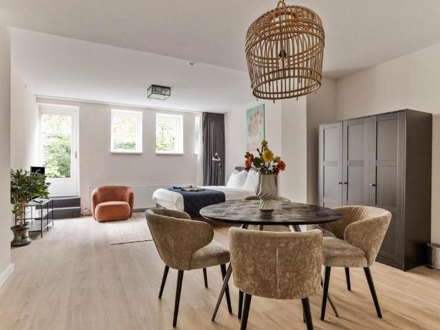 Comfortable 1 Bedroom Apartment with Garden in Rotterdam City Centre