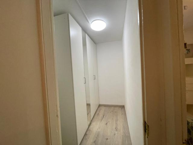 Comfortable 3 bedroom flat in Vila de Gràcia