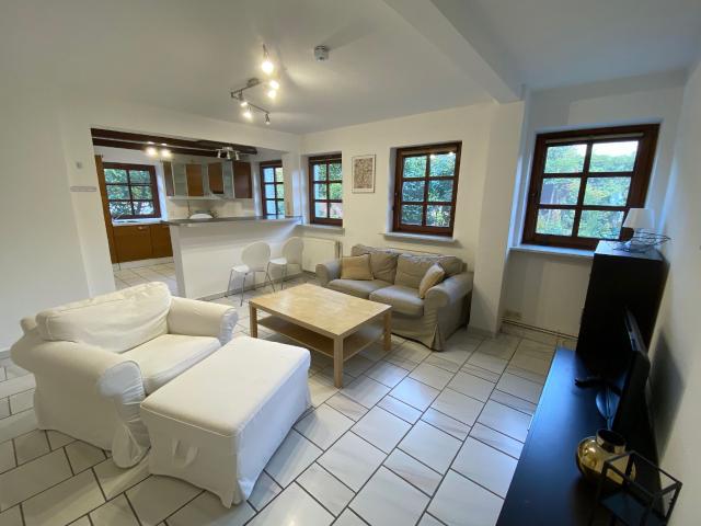Comfortable 3 bedroom flat in historic House