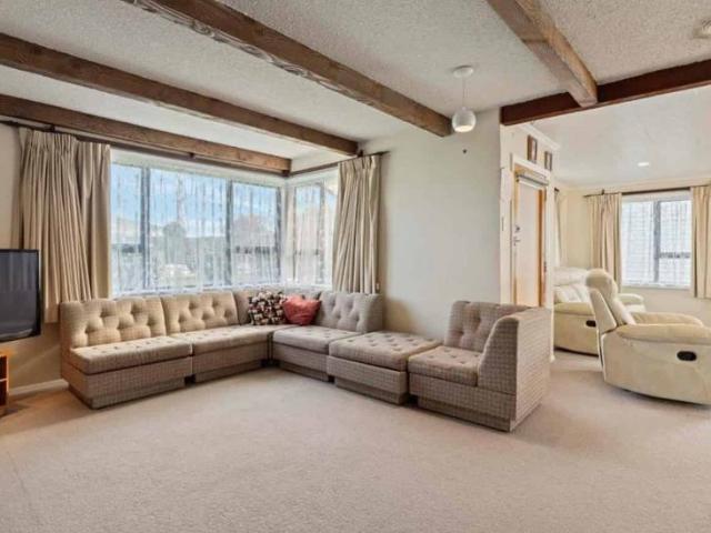 Comfortable 3 Bedroom Home with Accessibility Features