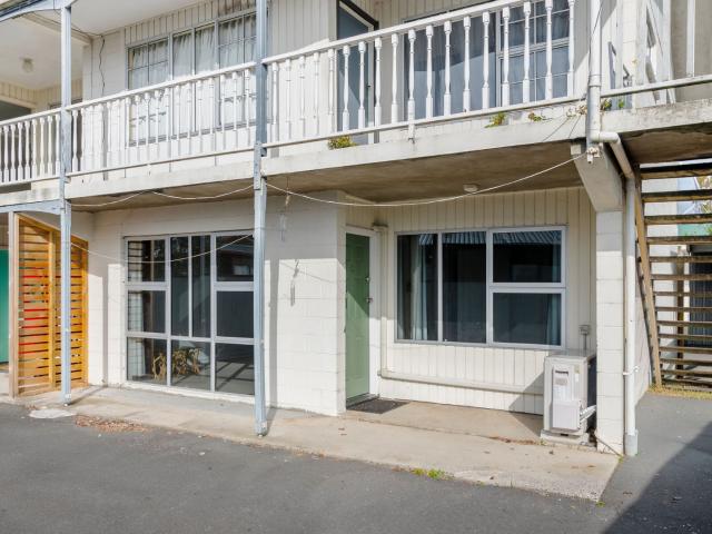 Comfortable And Convenient Living In Claudelands