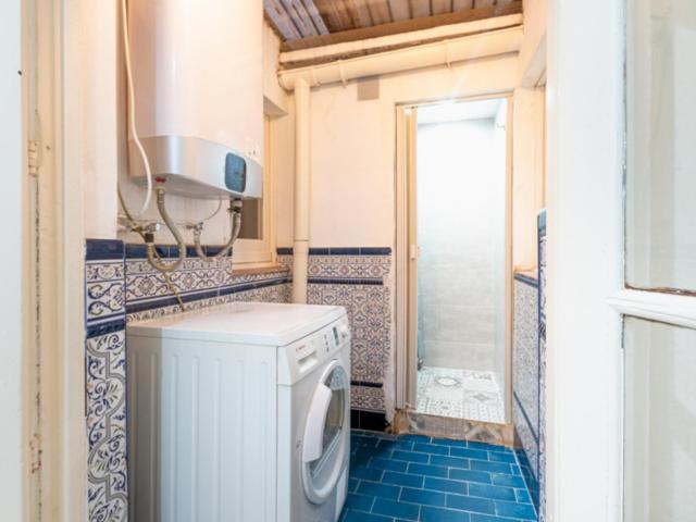 Comfortable double bedroom close to Plaça de Catalunya