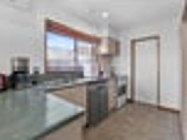 Comfortable & ideally located