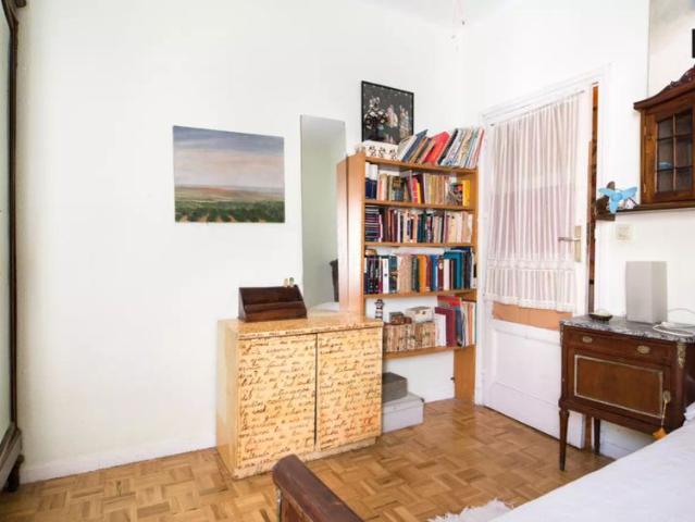 Comfortable room in 2 bedroom apartment in Fuente del Berro