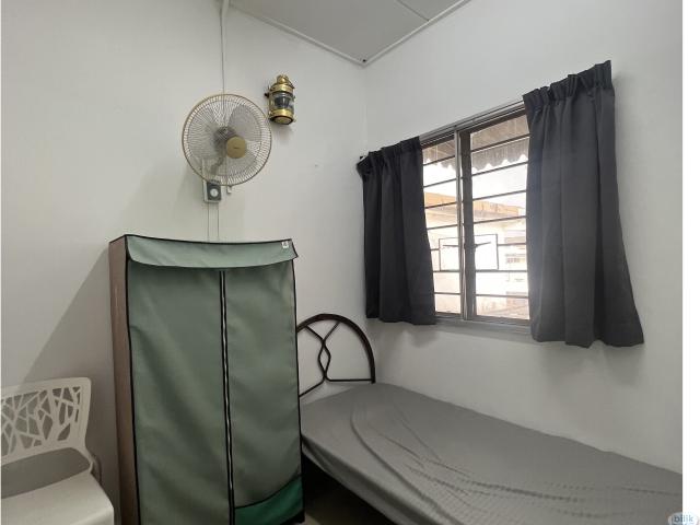 Comfortable room with sharing bathroom rent at SS21